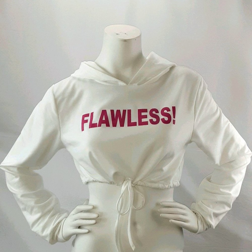 FLAWLESS! White Long Sleeve Crop Top